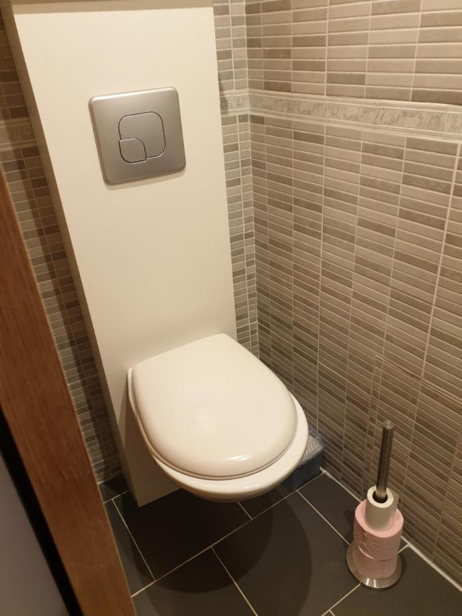 Charmant Appartement Визил Екстериор снимка