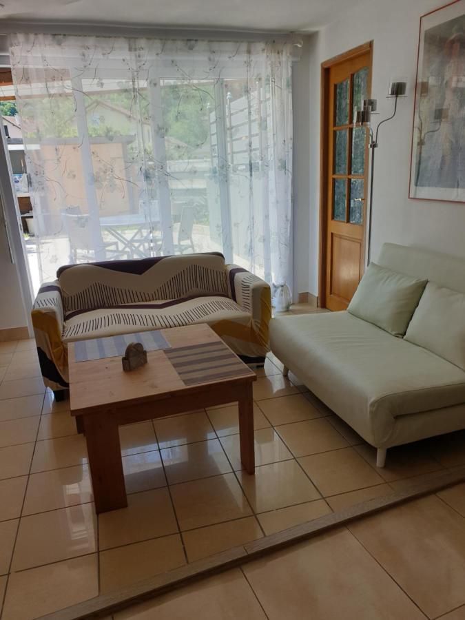 Charmant Appartement Визил Екстериор снимка